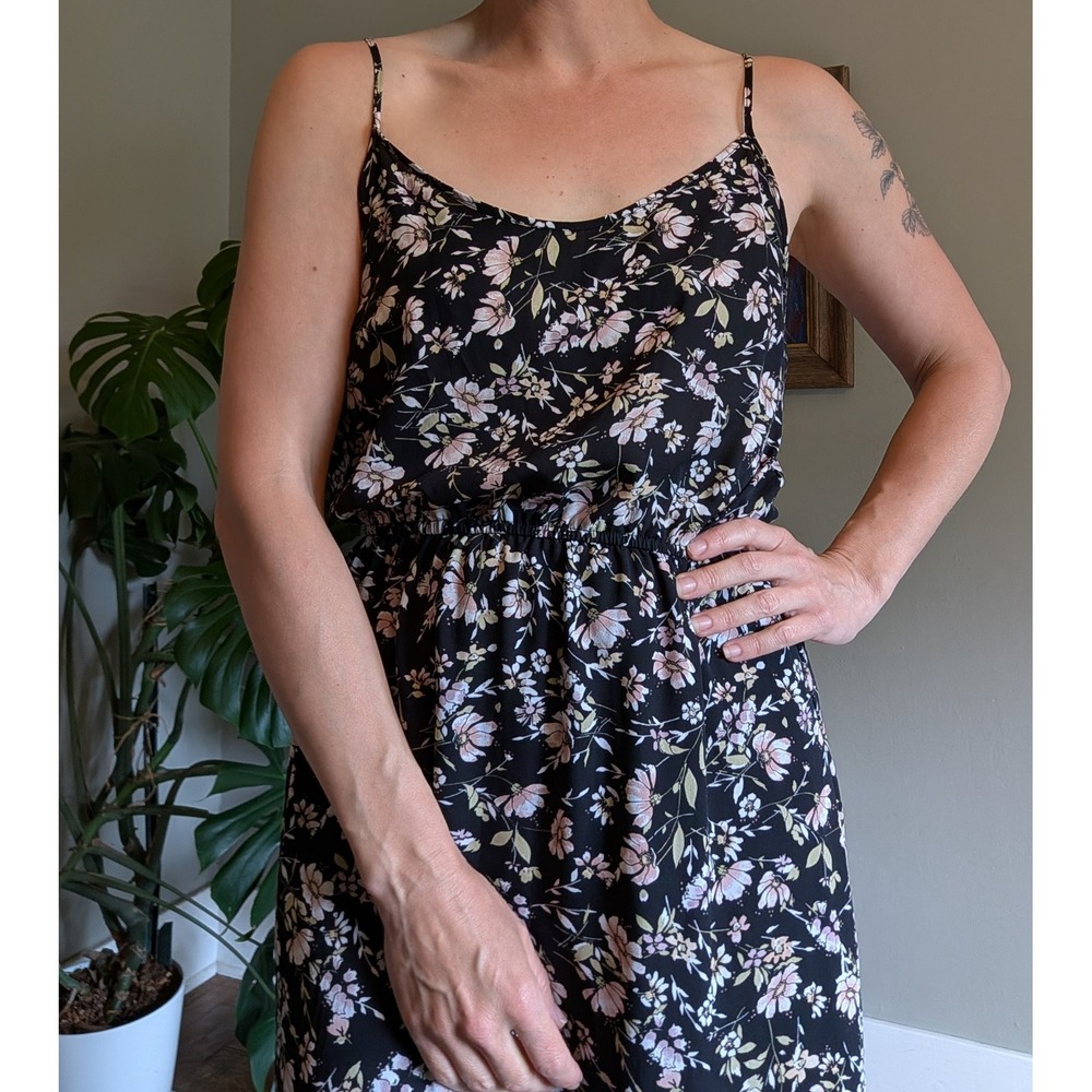 Forever 21 Black Floral Chiffon Maxi Dress Elastic Waist Size M Dark Floral Boho - Picture 2 of 11